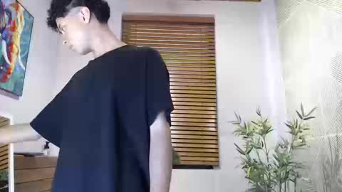 noah_dupont_ online show from 09-10-25, 09:15