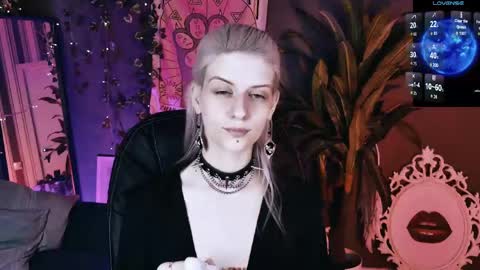 Snapshot of noah_elmer chatting on 05-19-26, 04:35 REAL name LiaDM are always open online show from 05-19-26, 04:35