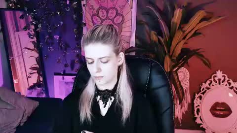 Snapshot of noah_elmer chatting on 06-24-26, 01:54 REAL name LiaDM are always open online show from 06-24-26, 01:54