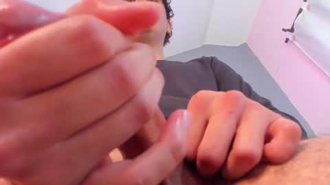 Snapshot of noah_ferrary chatting on 11-06-25, 08:43 Noah Ferrary online show from 11-06-25, 08:43