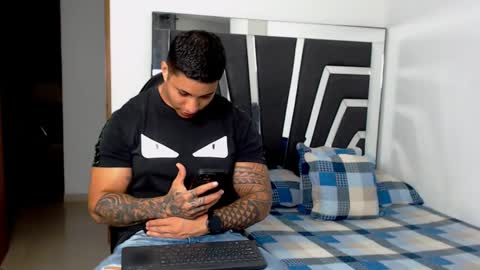 Noah Harris01 online show from 03-11-25, 01:37