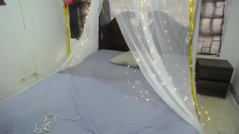 Noah  online show from 02-17-25, 01:21