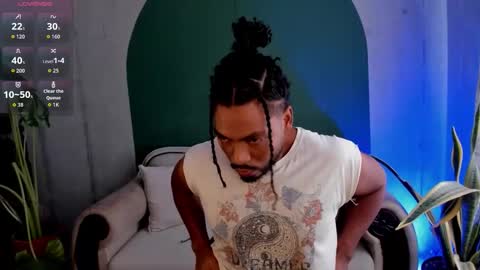 Snapshot of noah_jones__ chatting on 02-10-26, 04:22 Noah online show from 02-10-26, 04:22