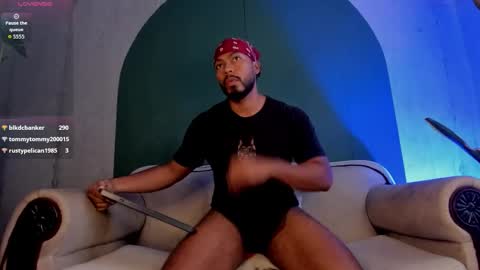 Snapshot of noah_jones__ chatting on 02-15-26, 02:14 Noah online show from 02-15-26, 02:14