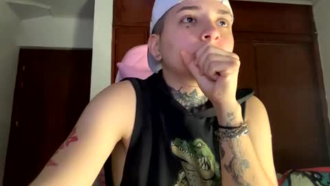 Snapshot of noah_martini chatting on 01-24-25, 08:13 noah hehim online show from 01-24-25, 08:13