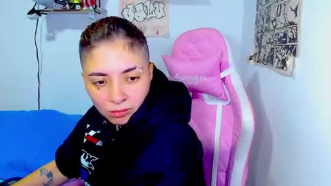 noah hehim    online show from 06-21-26, 04:59