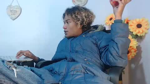 Noah Millers online show from 02-19-25, 09:06