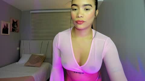 Noemy online show from 05-14-26, 12:34