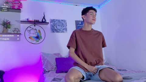 noah tyler  online show from 10-03-25, 10:51