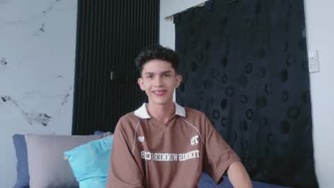 Snapshot of noah_tyler_ chatting on 05-22-26, 08:14 noah tyler online show from 05-22-26, 08:14