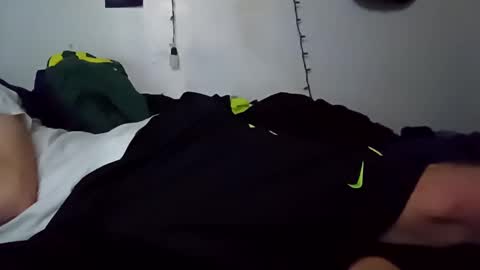 Snapshot of noah_wesley chatting on 12-18-24, 01:23 Noah Wesley online show from 12-18-24, 01:23