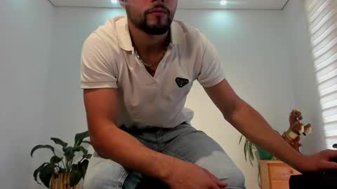 LIAM- noah online show from 02-17-26, 01:18