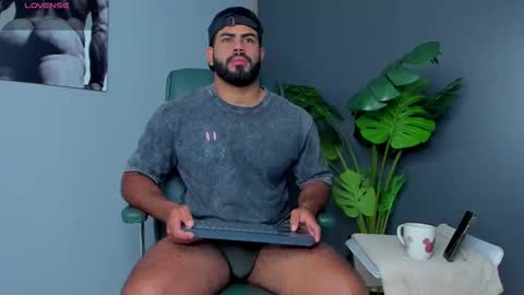 Noah online show from 02-06-26, 01:36