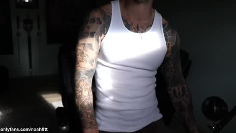 Snapshot of noahfitt chatting on 07-08-26, 01:43 Noah Fitt online show from 07-08-26, 01:43