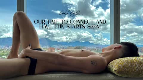 Noah     online show from 09-11-25, 01:49