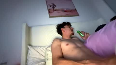 Snapshot of noahlynx chatting on 04-09-26, 06:52 noahlynx online show from 04-09-26, 06:52