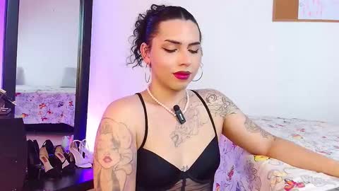 Snapshot of noahmonroe_11 chatting on 12-16-25, 08:36 noahmonroe_11 online show from 12-16-25, 08:36