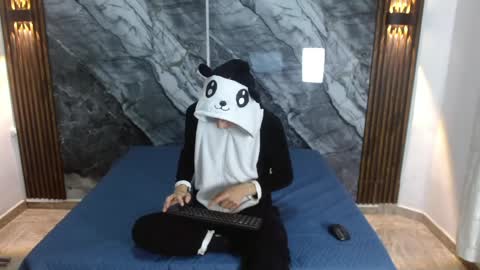    online show from 04-17-26, 11:13