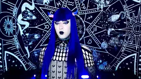 Snapshot of noamy_666 chatting on 11-15-25, 03:04 caroline online show from 11-15-25, 03:04