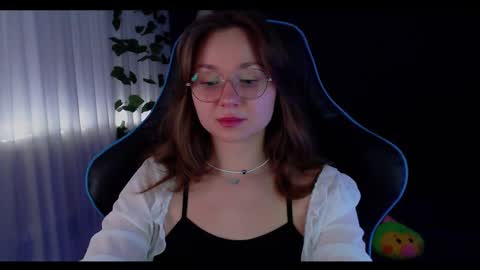 Snapshot of nochnoye_soltse chatting on 03-03-25, 08:43 Sun or Luna online show from 03-03-25, 08:43