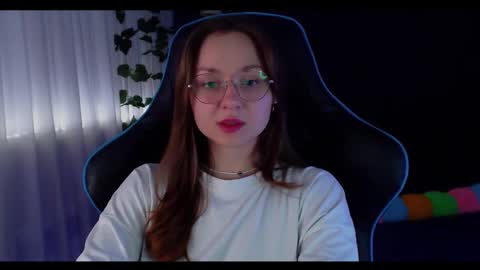 Snapshot of nochnoye_soltse chatting on 03-04-25, 09:11 Sun or Luna online show from 03-04-25, 09:11