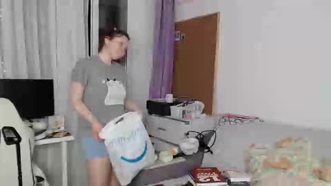 nodarell online show from 12-20-25, 02:24