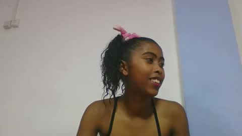 noelina online show from 02-25-26, 05:28