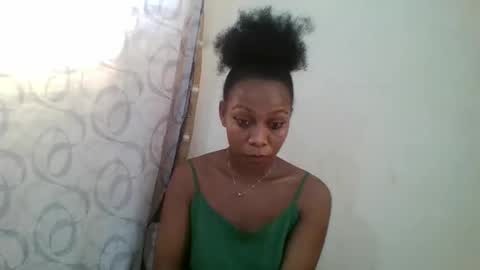 noella656987 online show from 05-03-26, 07:03