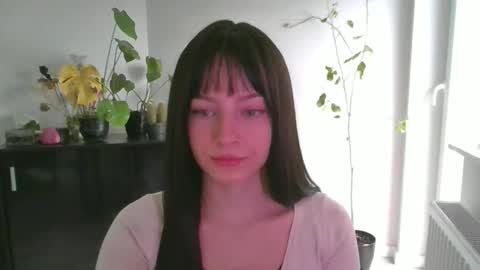 Snapshot of noemilou chatting on 03-16-26, 06:39 Noemi online show from 03-16-26, 06:39