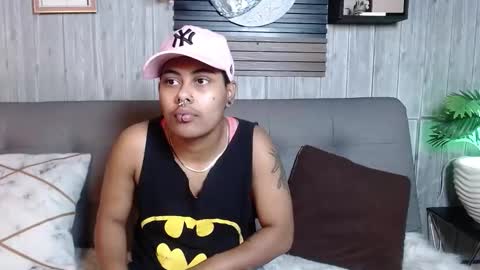 Snapshot of noha__scott chatting on 03-16-26, 02:21 noha online show from 03-16-26, 02:21