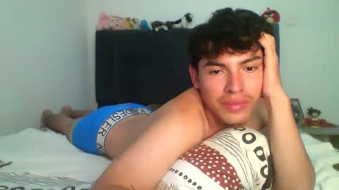 Snapshot of noha_free chatting on 12-19-25, 04:30 Noha online show from 12-19-25, 04:30