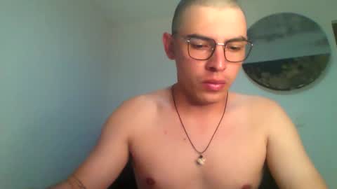 Snapshot of noha_free chatting on 01-06-26, 04:05 Noha online show from 01-06-26, 04:05