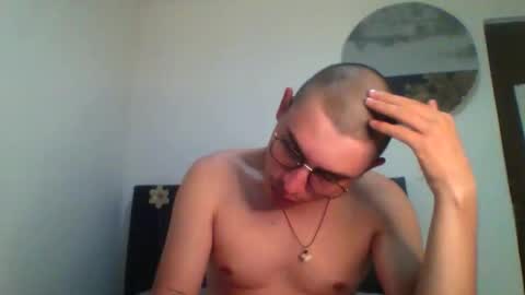 Snapshot of noha_free chatting on 01-08-26, 03:42 Noha online show from 01-08-26, 03:42