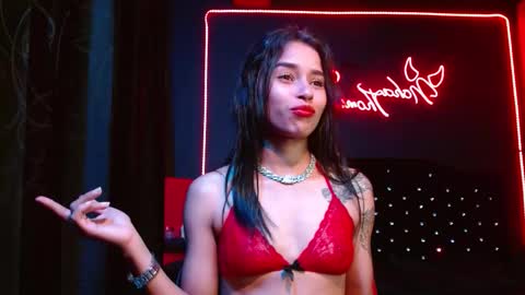 Snapshot of noha_thomson chatting on 11-10-25, 01:26 Noha Thomson online show from 11-10-25, 01:26