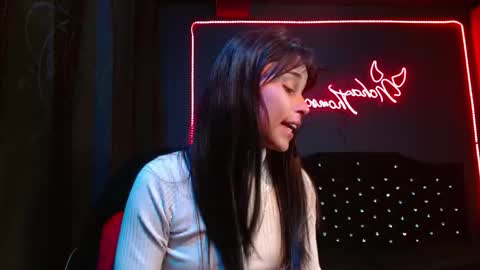 Snapshot of noha_thomson chatting on 11-17-25, 02:50 Noha Thomson online show from 11-17-25, 02:50