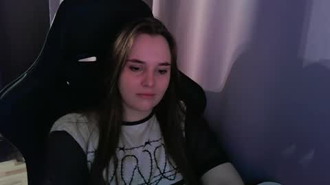 Snapshot of noir_ember_ chatting on 09-18-25, 11:45 noir_ember_ online show from 09-18-25, 11:45