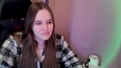 Snapshot of noir_ember_ chatting on 12-21-25, 12:34 noir_ember_ online show from 12-21-25, 12:34