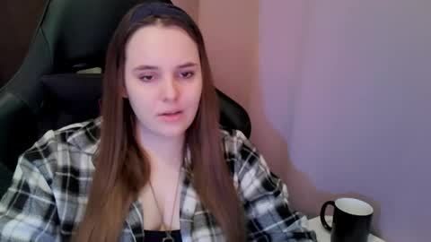 Snapshot of noir_ember_ chatting on 02-20-26, 01:44 noir_ember_ online show from 02-20-26, 01:44