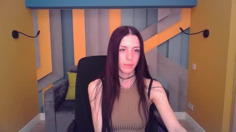 NoirDiva online show from 05-04-26, 05:47