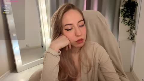 Snapshot of noirnymphh chatting on 05-21-26, 10:06 Isabelle online show from 05-21-26, 10:06