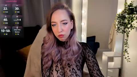 Snapshot of noirnymphh chatting on 06-07-26, 09:51 Isabelle online show from 06-07-26, 09:51