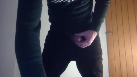 Snapshot of nol1m1t5 chatting on 03-12-26, 08:53 nol1m1t5 online show from 03-12-26, 08:53