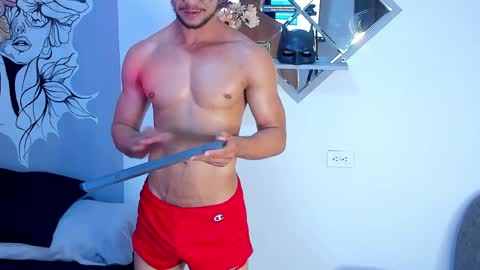 Im Nolan  online show from 05-21-26, 02:57