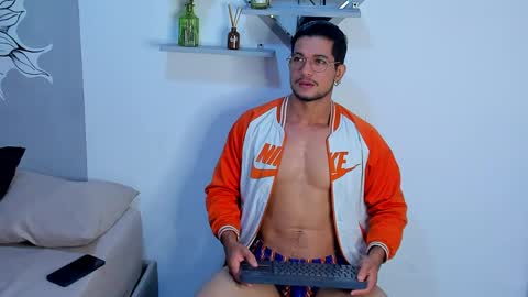 Im Nolan  online show from 06-02-26, 11:34