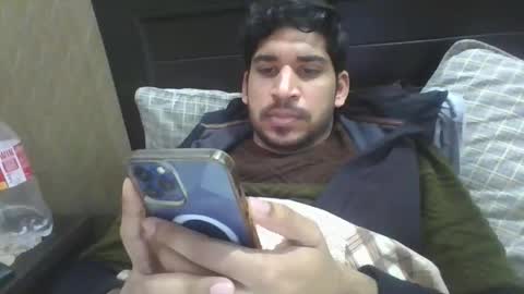 Snapshot of nomaii246 chatting on 01-08-26, 01:02 nomaii246 online show from 01-08-26, 01:02