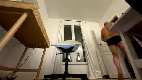 Paris75 online show from 02-23-25, 07:28