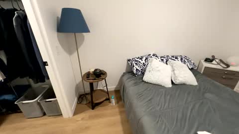 noname514836 online show from 03-12-26, 11:11