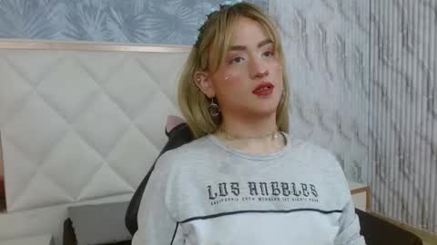 Snapshot of nooah_tay chatting on 01-19-26, 03:32 nooah_tay online show from 01-19-26, 03:32