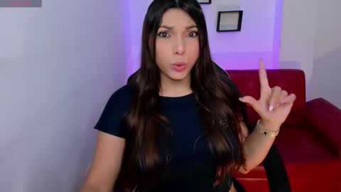 Snapshot of nora22xx chatting on 01-09-26, 02:58 Nora online show from 01-09-26, 02:58