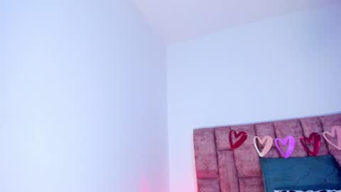 Nora Da Silva online show from 07-09-26, 05:33